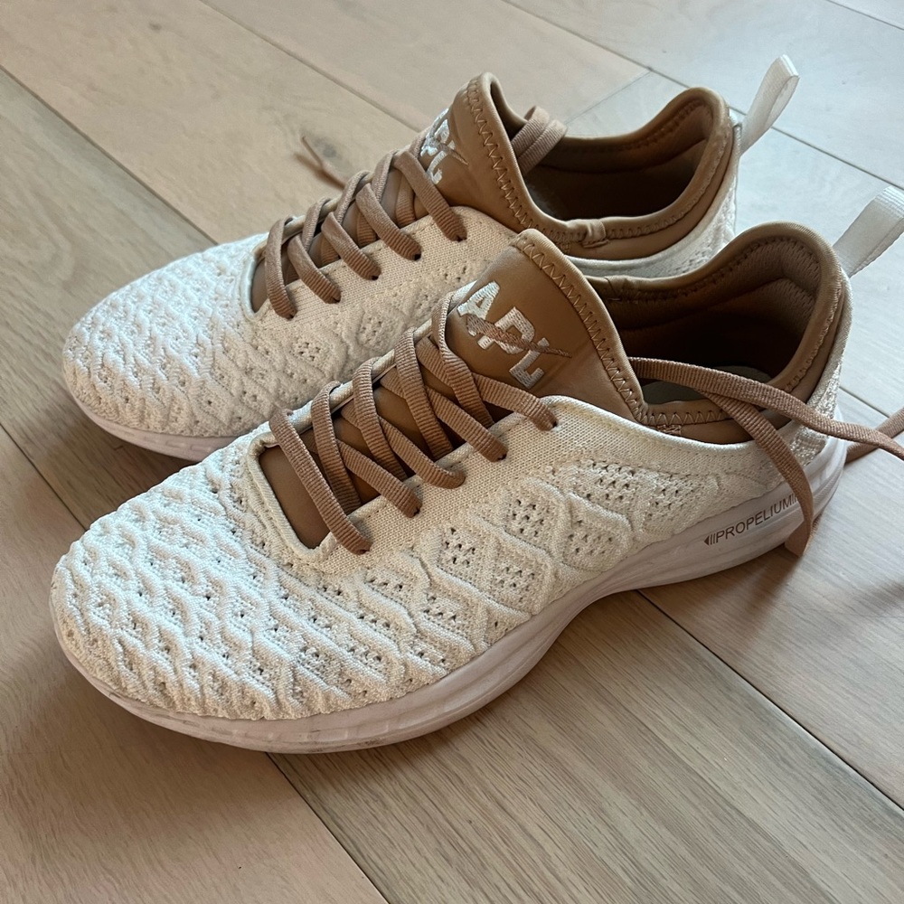 APL Sneakers (white & tan)
